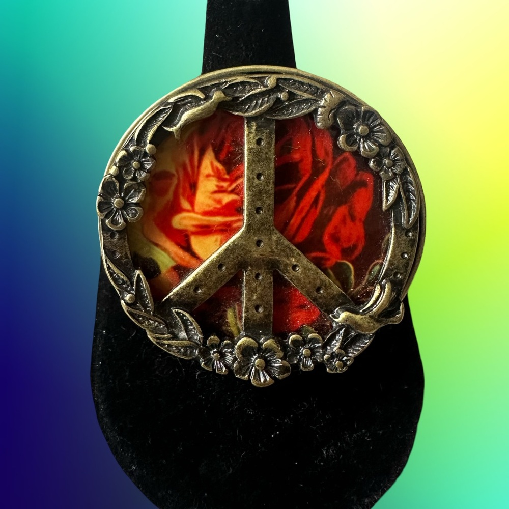 Vintage Peace Sign Stretch Ring with Floral Design
